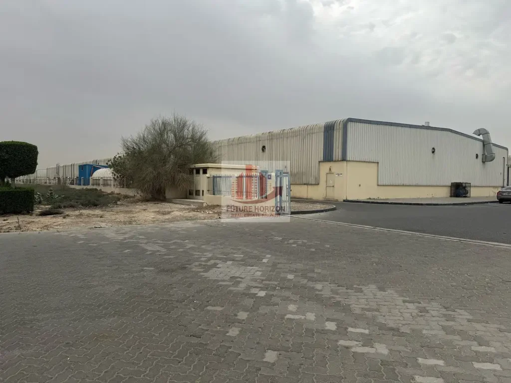 8334 Sq Ft Commercial Insulated Warehouse DIP Phase 1 II 65 KW POWER