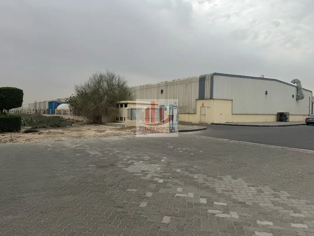 8334 Sq Ft Commercial Insulated Warehouse DIP Phase 1 II 65 KW POWER