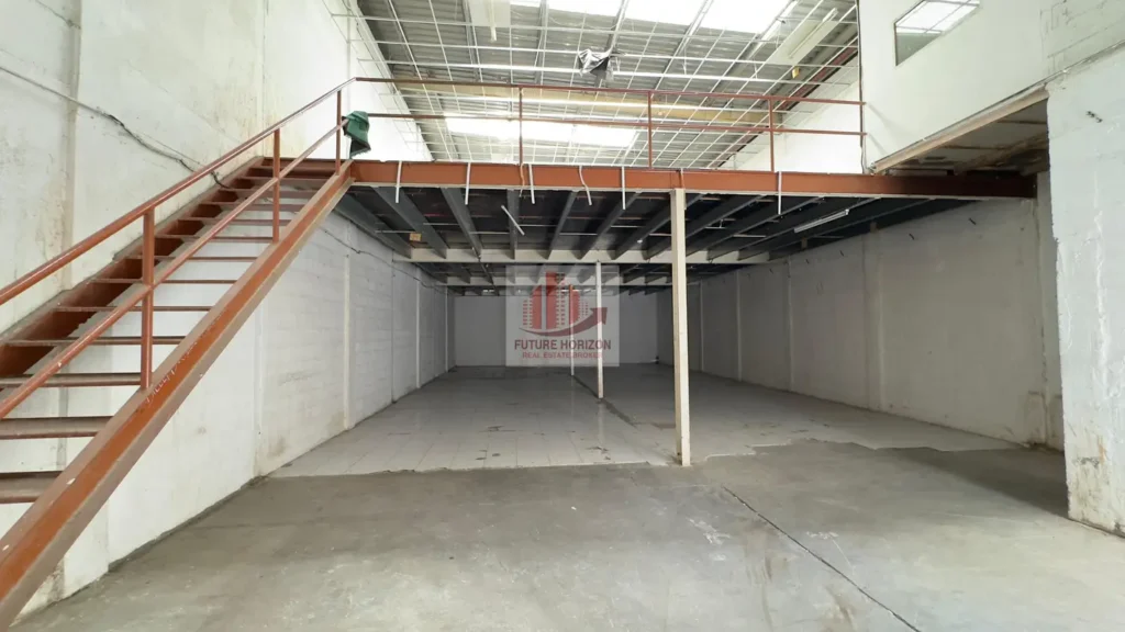 4300 Sq FT (G+M) Commercial Warehouse In Umm Ramool (Sublease Tax Included)