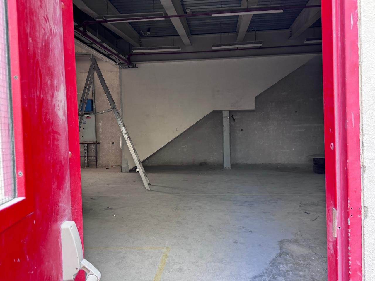 2500 Sq Ft Commercial warehouse for rent in Jebel Ali