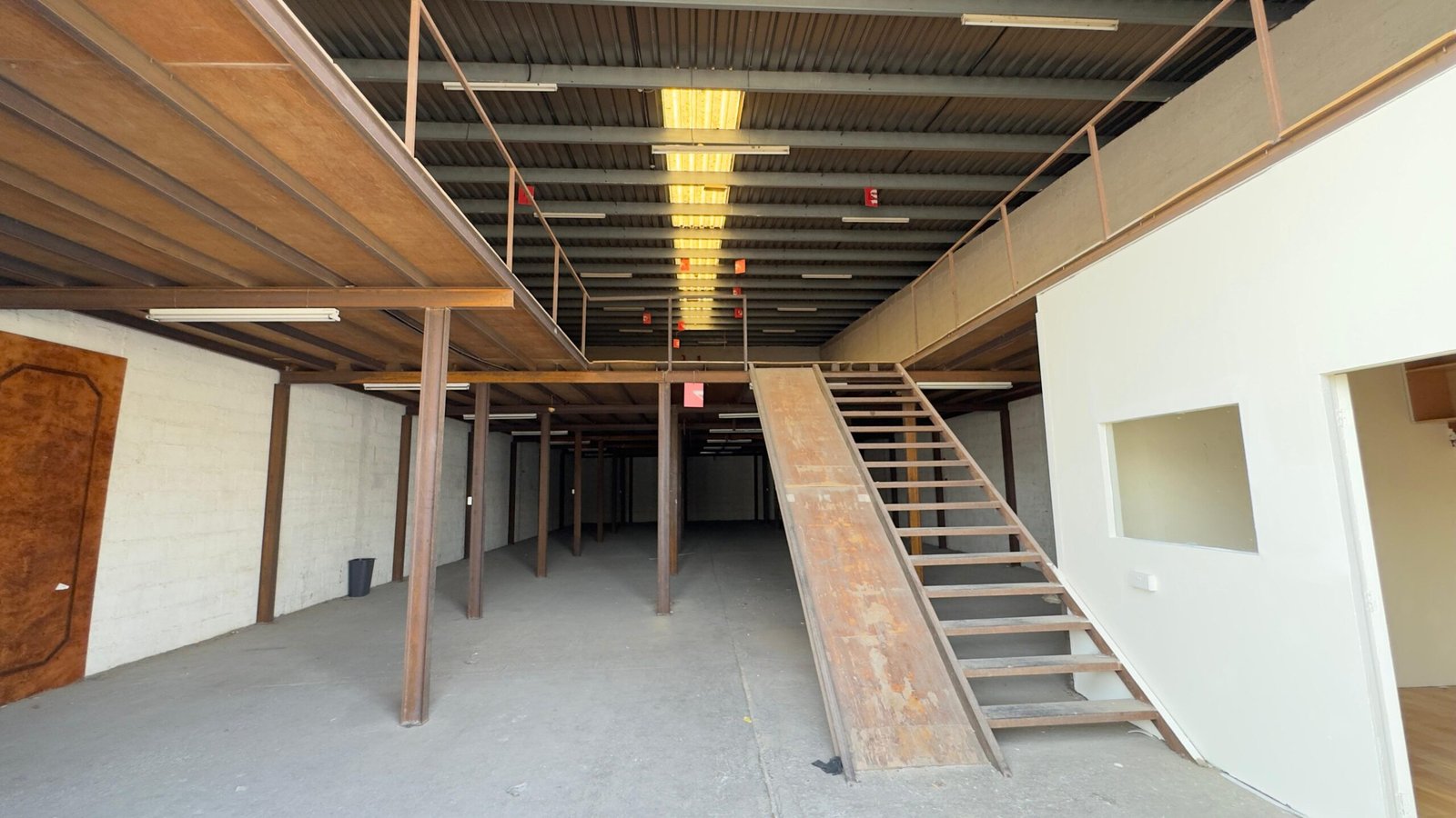 2800 Sq ft Commercial Warehouse for Rent in Ras Al Khor