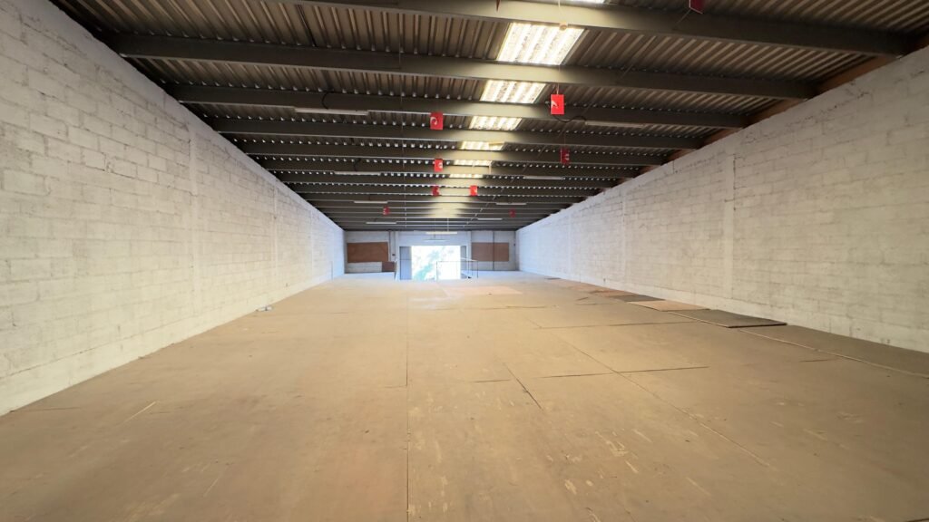 2800 Sq ft Commercial Warehouse for Rent in Ras Al Khor