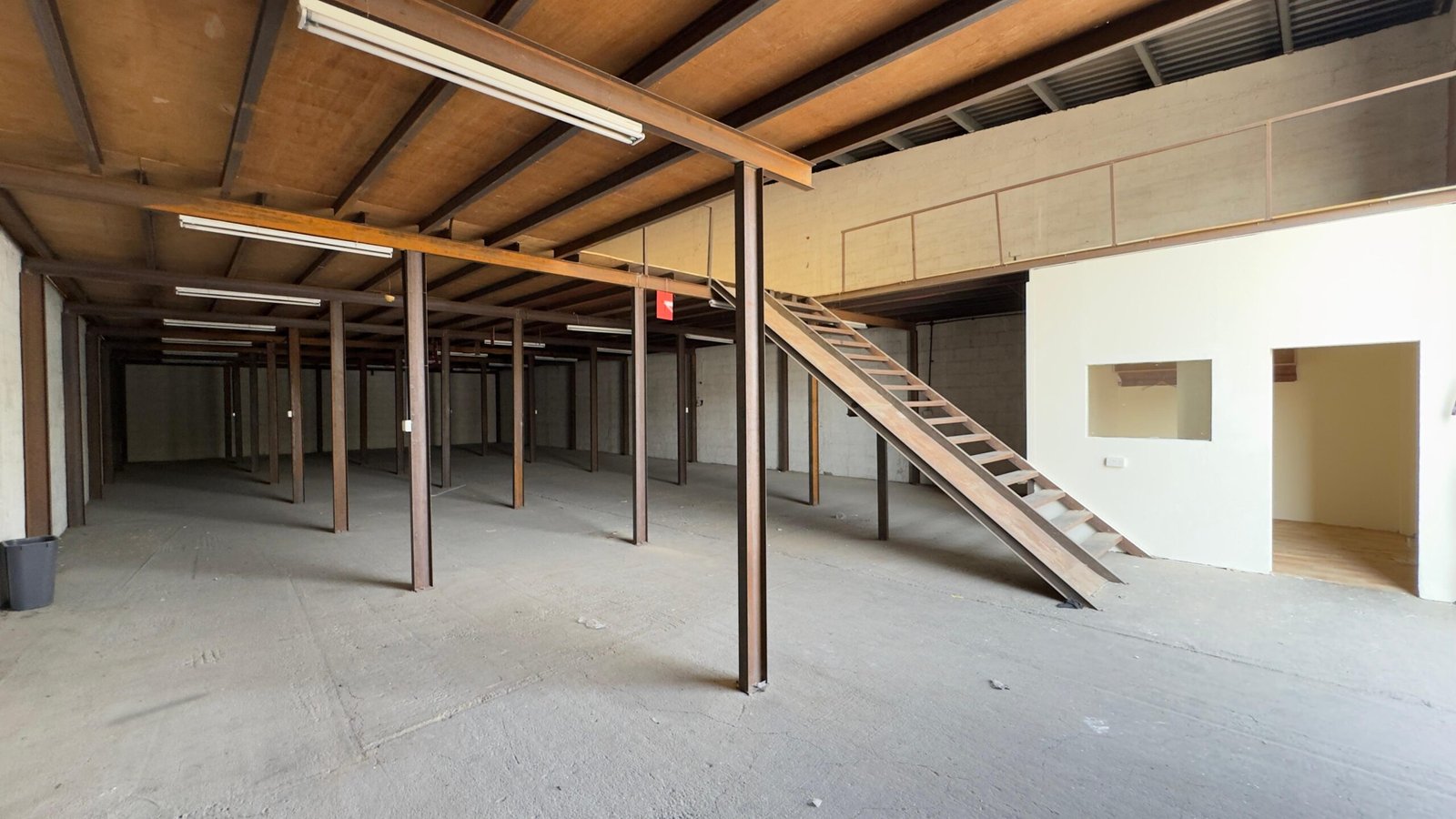 2800 Sq ft Commercial Warehouse for Rent in Ras Al Khor