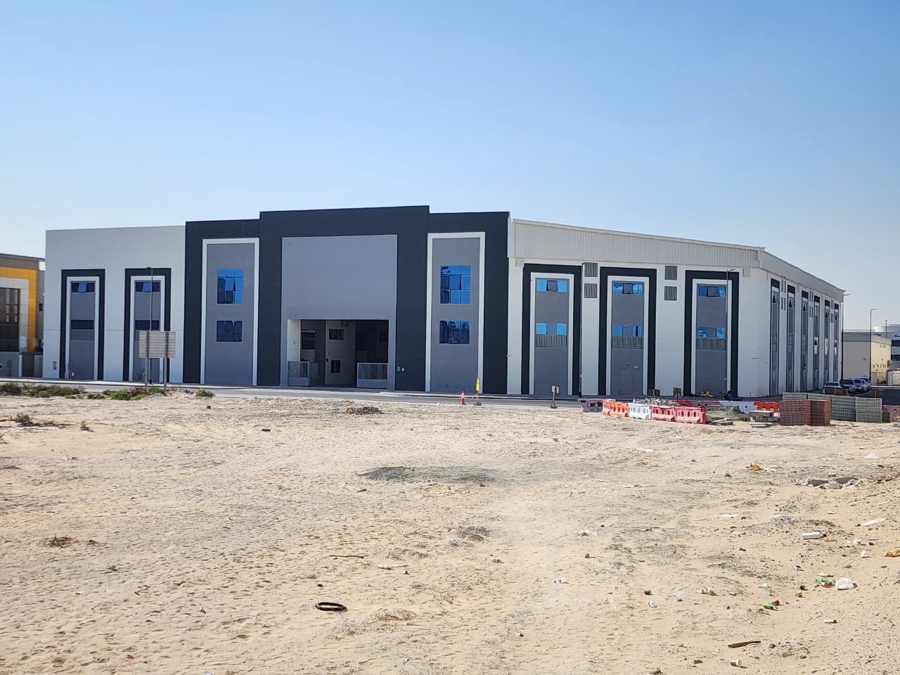 5,126 SQ Ft Commercial AC Warehouse in Warsan