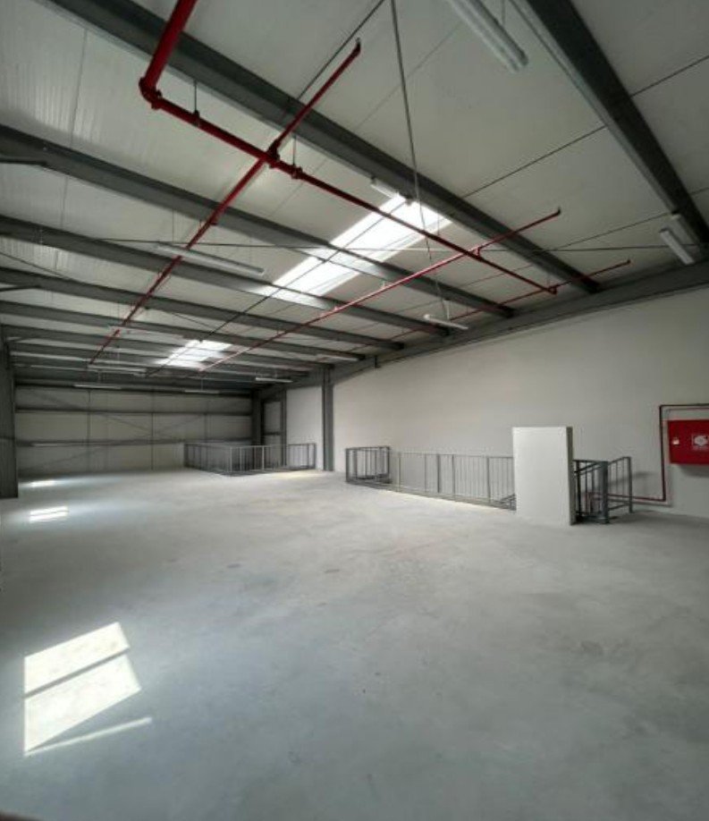 3,244.35 Sq. FT Commercial Warehouse for Rent in Al Qusais Ind 04