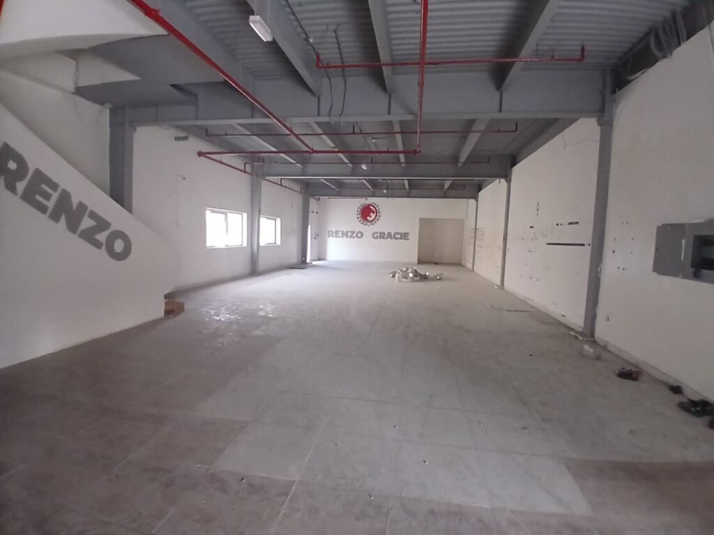 6053 Sq. FT Warehouse in Al Quoz