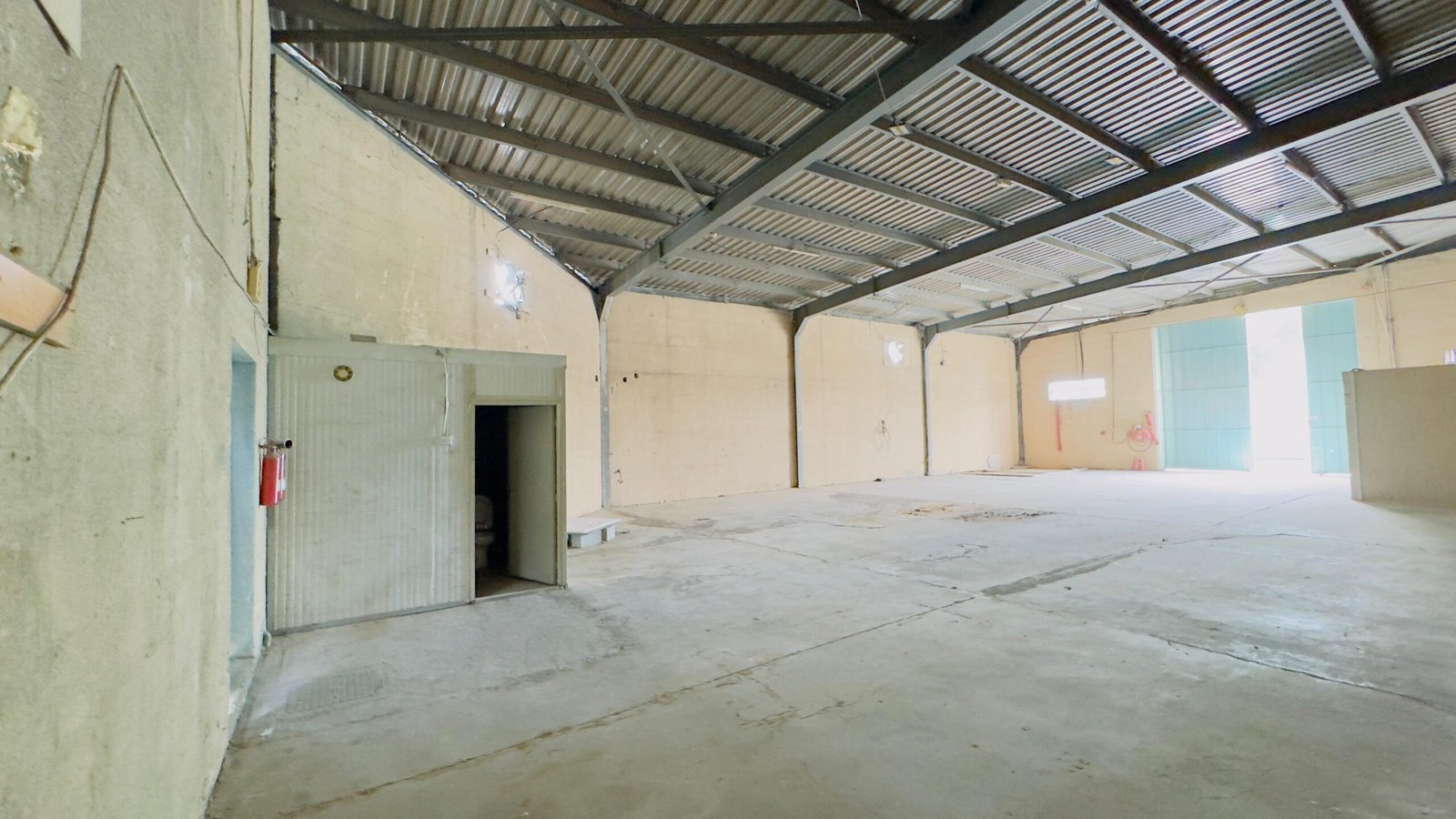 3375 Sq. FT Commercial Road-facing Warehouse in Ras Al Khor