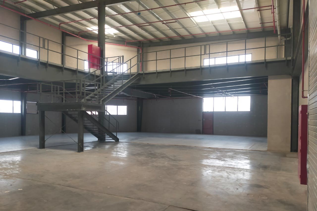 8,200 Sq. FT Warehouse in Al Quoz