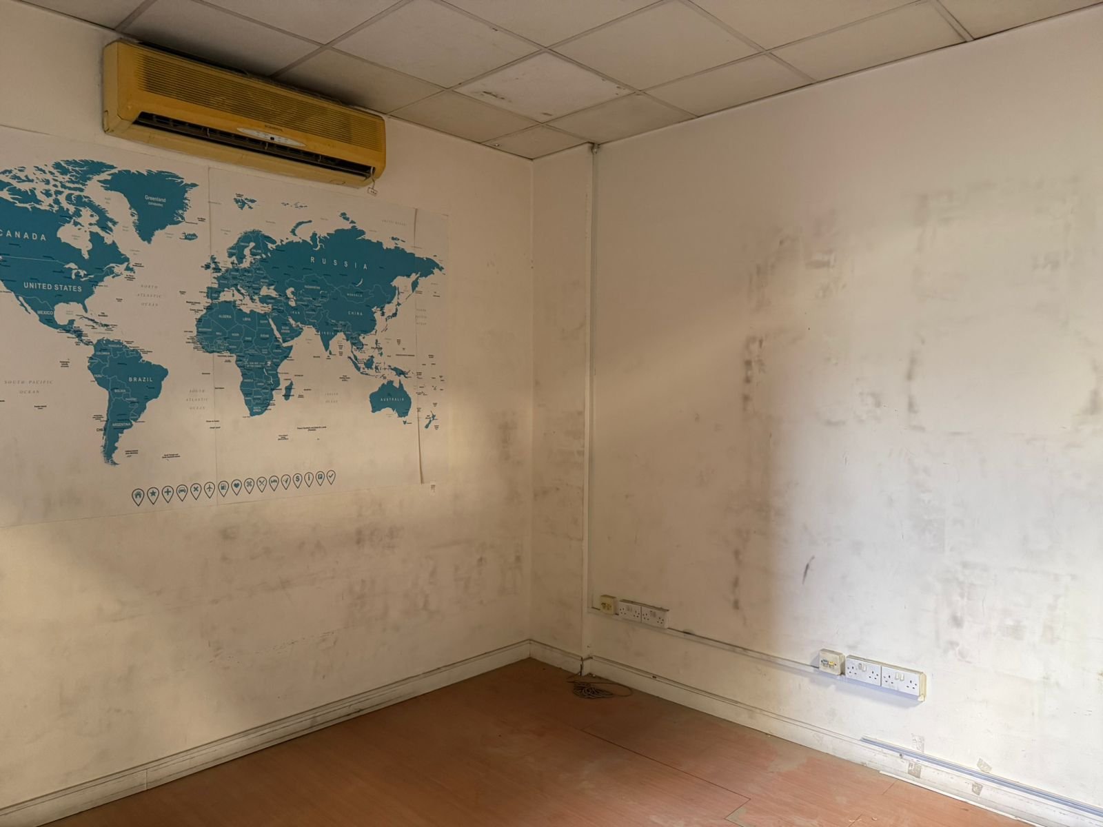 2800 Sq. FT Commercial Warehouse for rent in Ras Al Khor 2