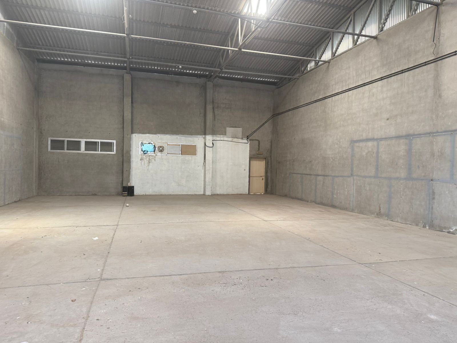 2800 Sq. FT Commercial Warehouse for rent in Ras Al Khor 2