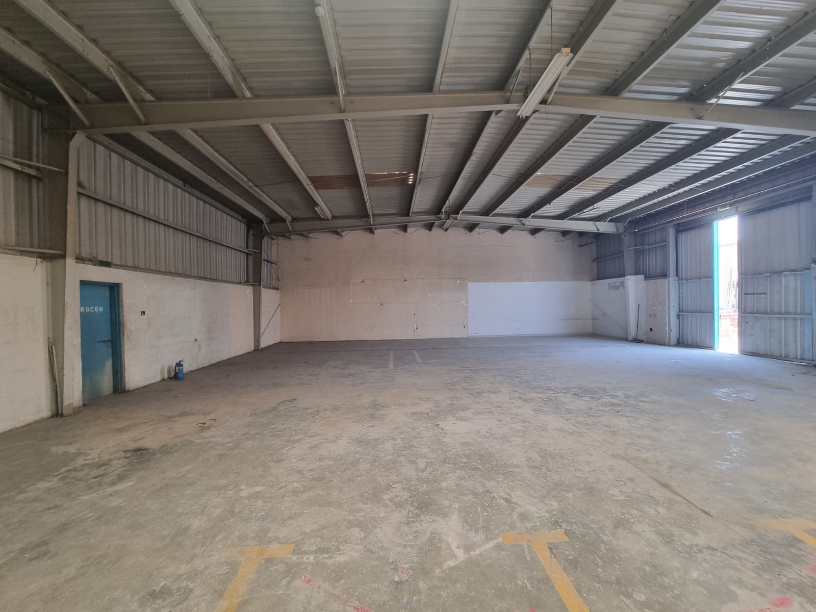 2700 Sq. FT Commercial Warehouse for Rent in Al Quoz 4
