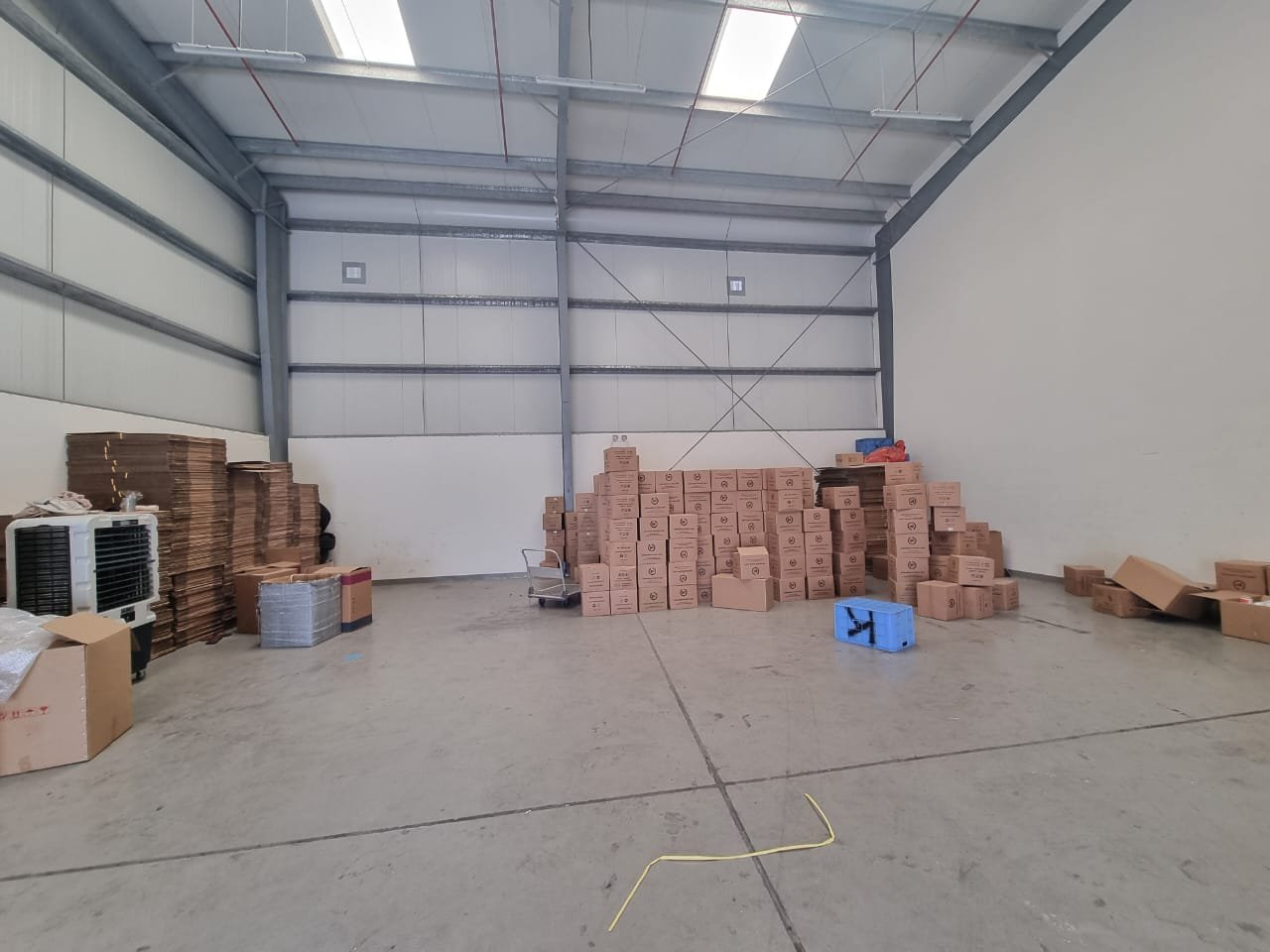 3036 Sq. FT Commercial Warehouse for rent in Jebel Ali