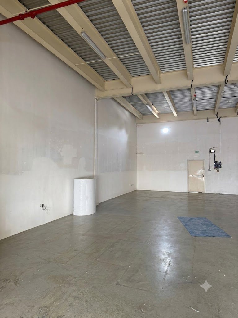 2933 Sq. FT (G+M) Commercial Warehouse for rent in Al Quoz