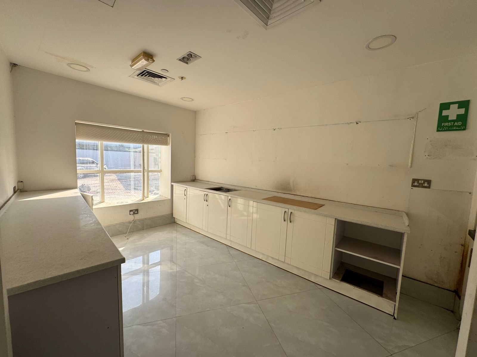 15,400 Sq. FT (G+M) Commercial Building for rent in DIP 1