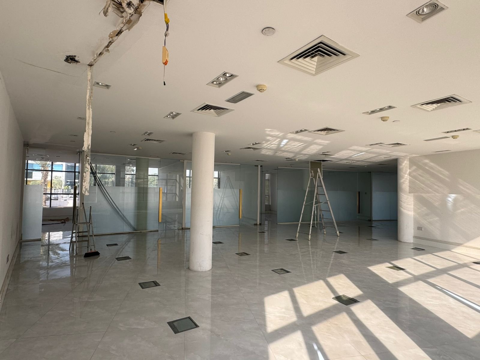 15,400 Sq. FT (G+M) Commercial Building for rent in DIP 1