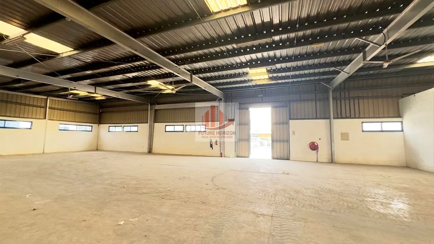 8,177 Sq. Ft (WH +OPENYARD +OFFICE) in Ras Al Khor Ind Area 2 (TAX FREE)