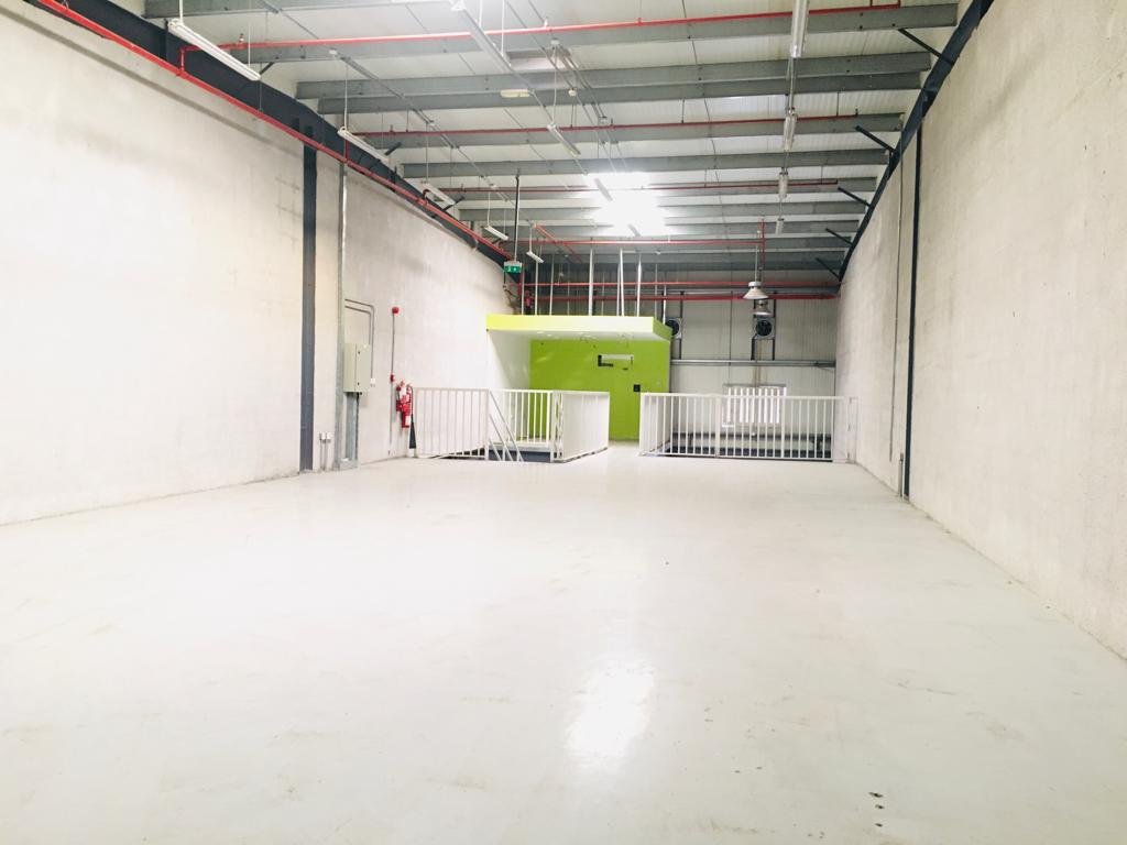 3,875 Sq. FT (G+M) Insulated Warehouse for Rent in Ras Al Khor 2