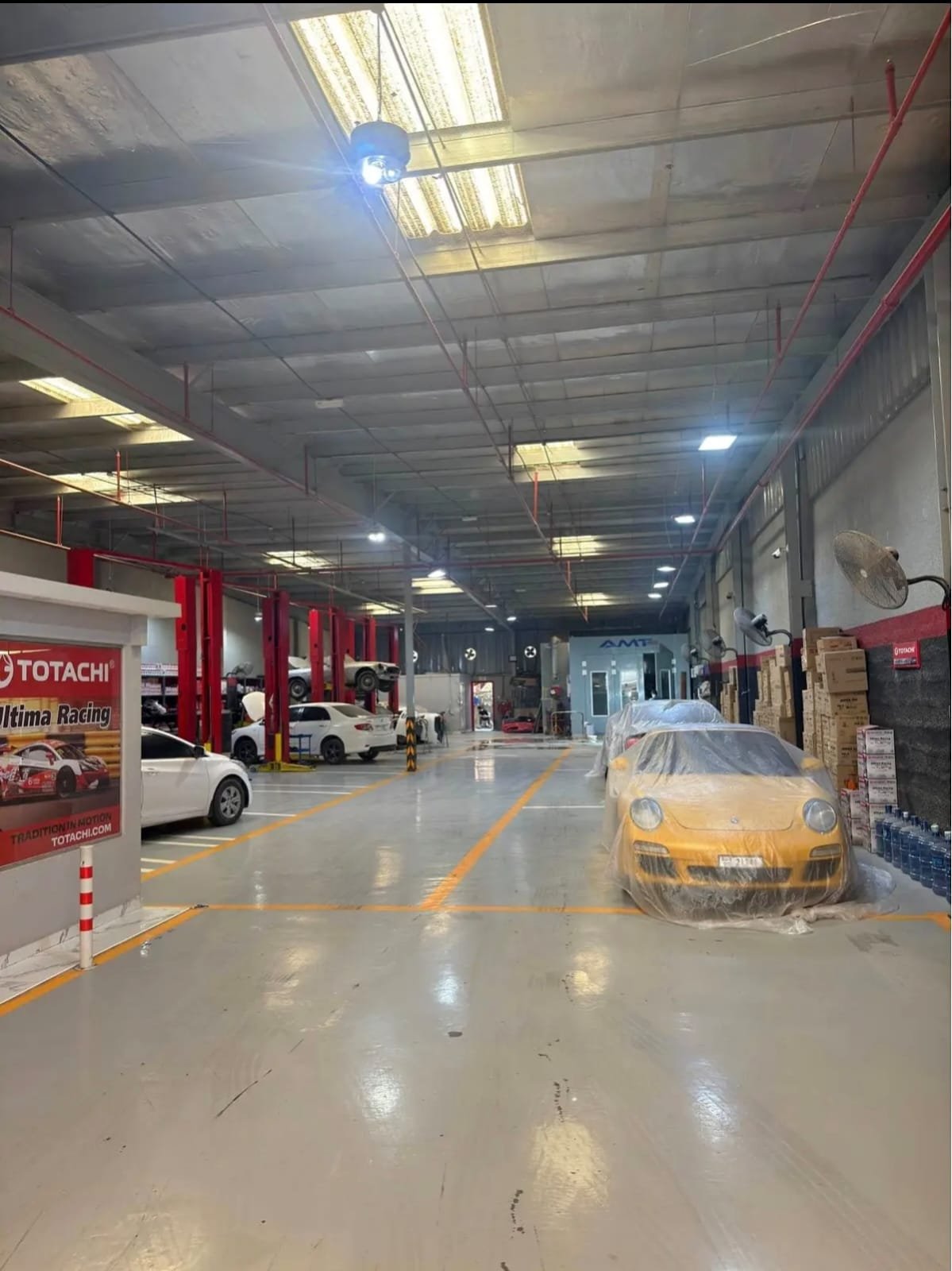 6,297.93 Sq. FT Garage for Rent in Al Quoz 4