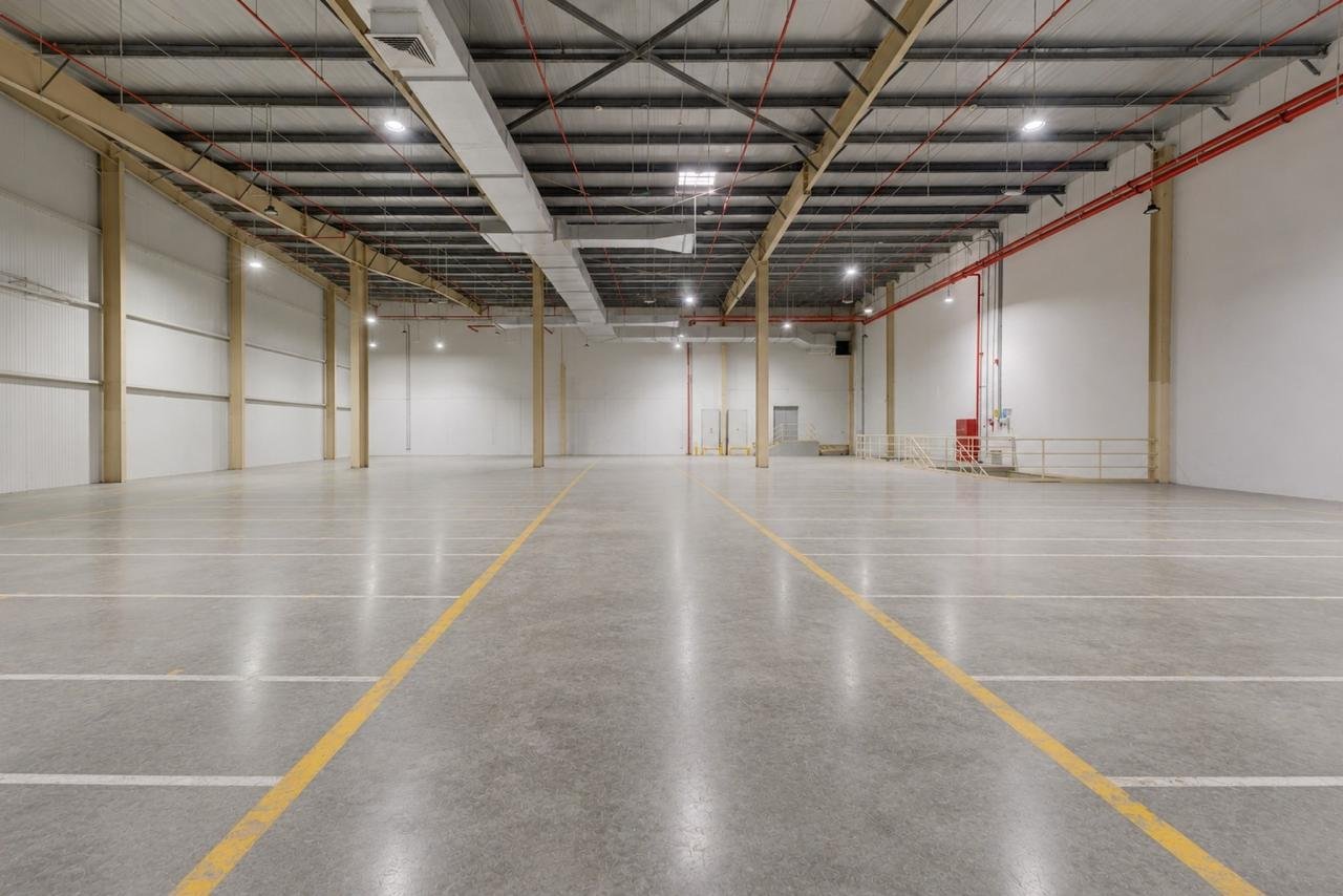 96,505 Sq. FT (G+M) Commercial Temperature Controlled Warehouse with Office for Rent in Umm Ramool