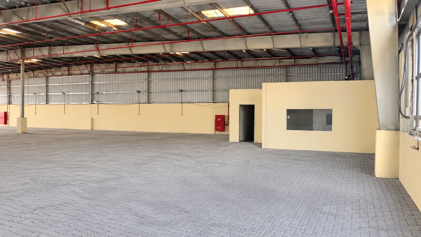 19,000 Sq. FT Commercial Warehouse for Rent in Ras Al Khor 2