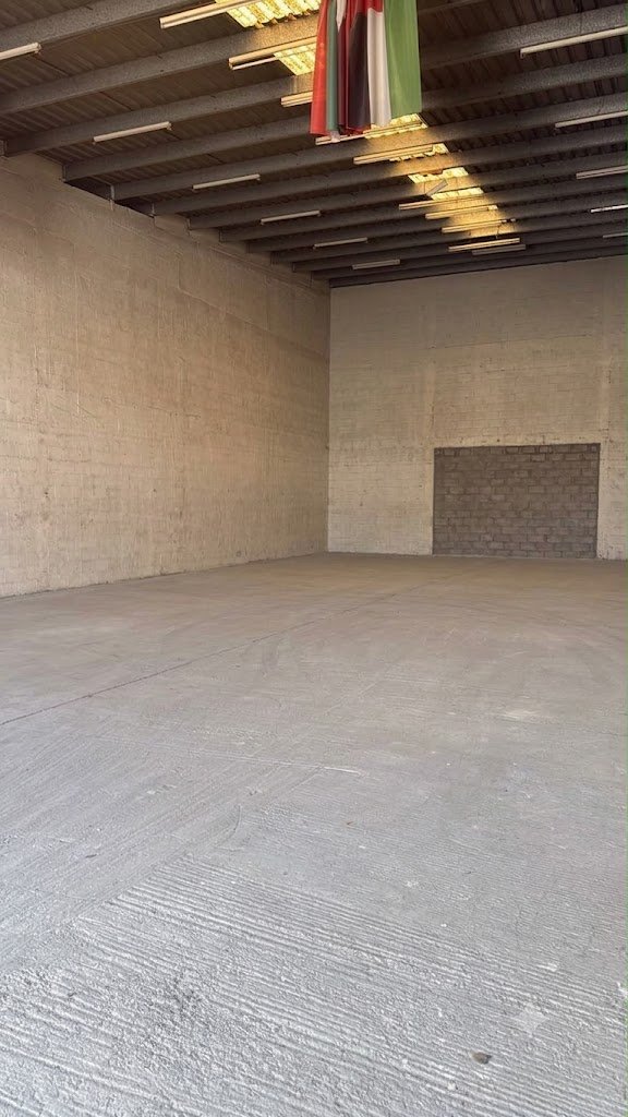 2,800 Sq. FT Commercial Warehouse for Rent in Ras Al Khor