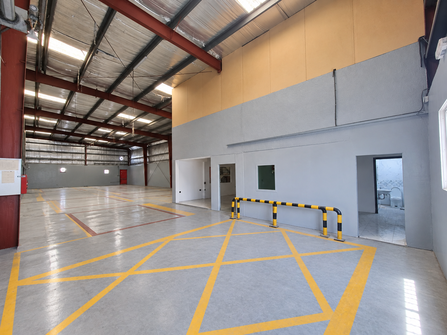 4,700 Sq. FT Commercial Warehouse for Rent in Al Qusais