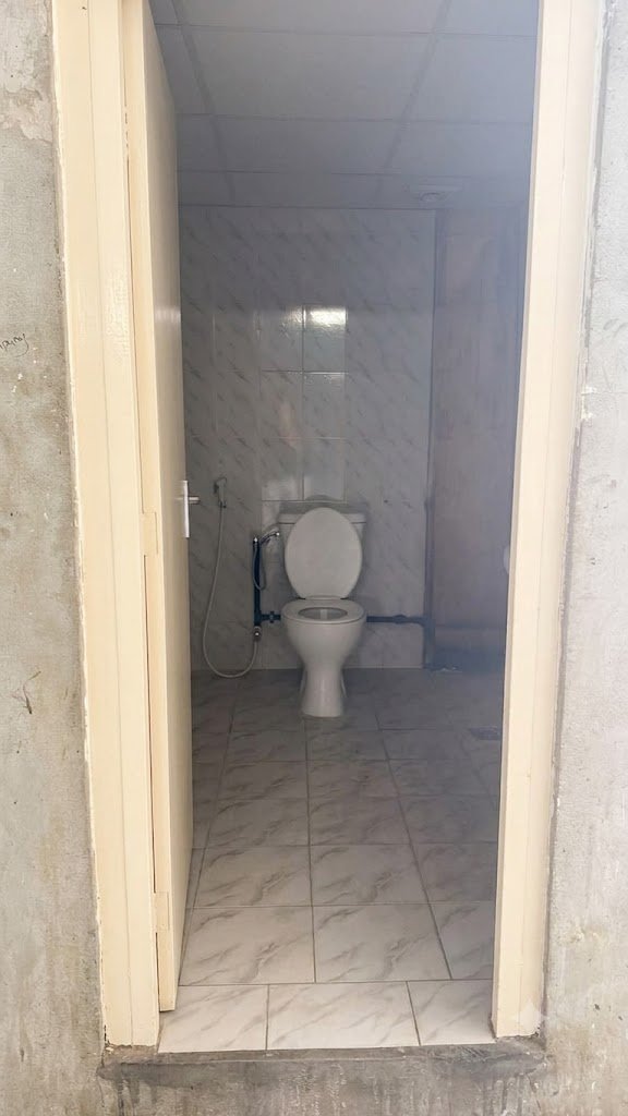 8,000 Sq. FT Commercial Warehouse for Rent in Ras Al Khor