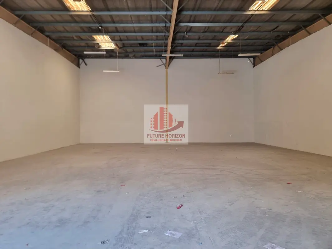 3,900 Sq. Ft Commercial Insulated Warehouse Available for Rent in DIP 1