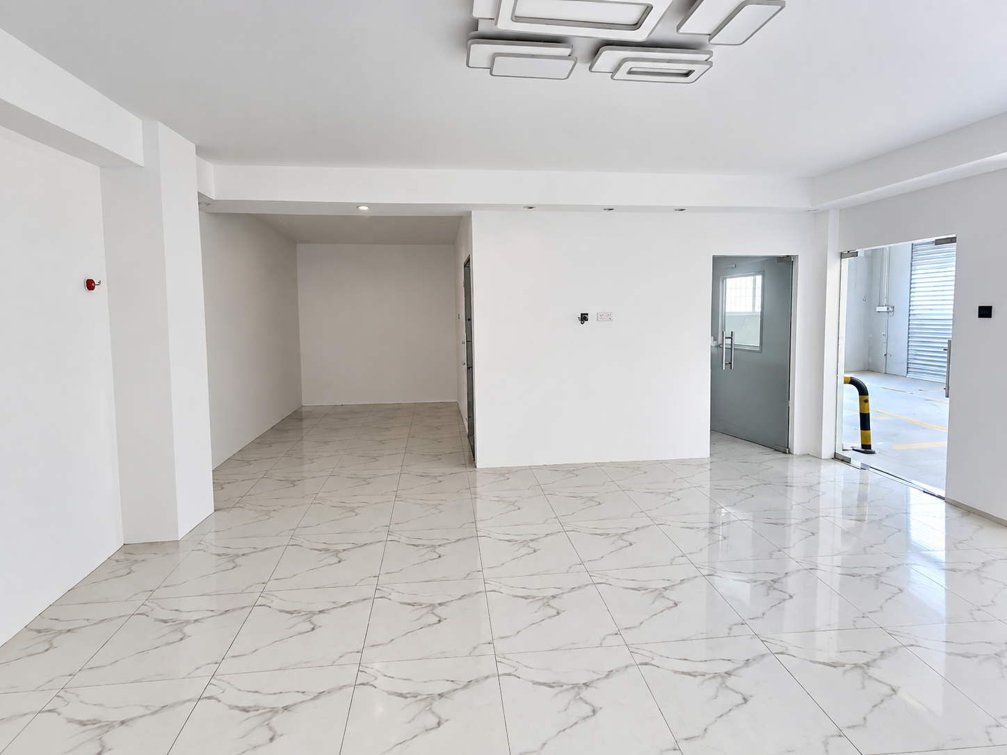 4,700 Sq. FT Commercial Warehouse for Rent in Al Qusais
