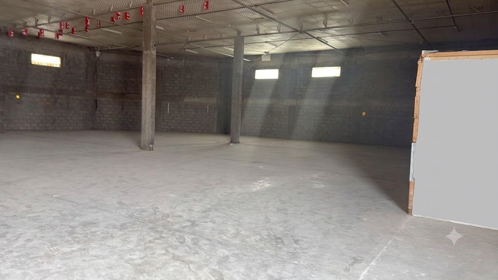 8,000 Sq. FT Commercial Warehouse for Rent in Ras Al Khor