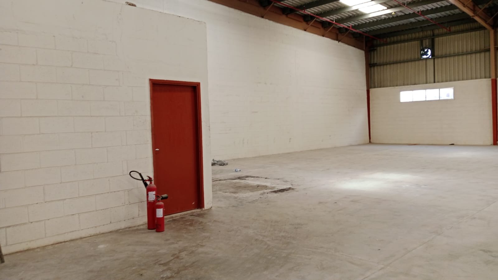 4,500 Sq. FT Commercial Warehouse for Rent in Al Quoz