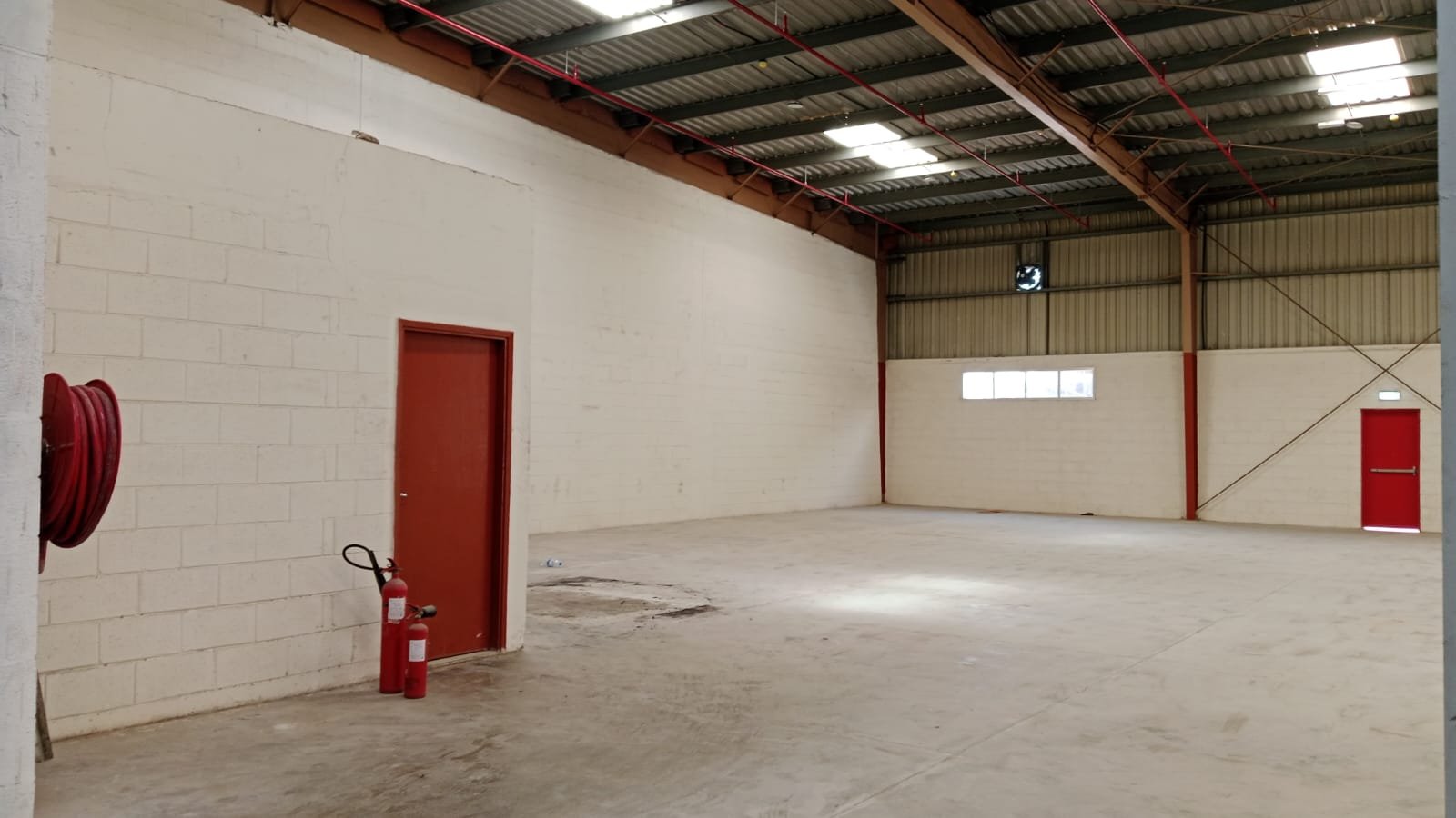4,500 Sq. FT Commercial Warehouse for Rent in Al Quoz